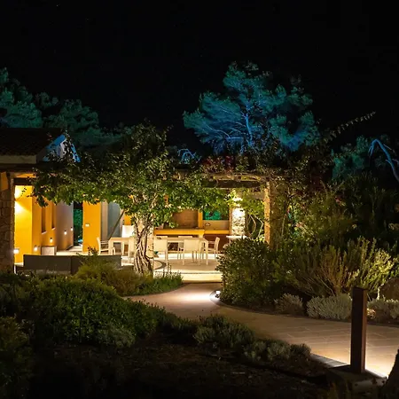 Willa Fenicottero - Exclusive Private With Pool Porto Pino