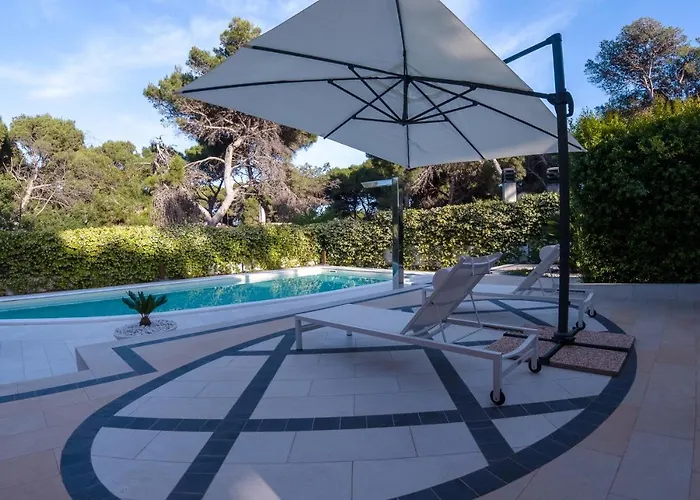 Villa Fenicottero - Exclusive Private With Pool Porto Pino