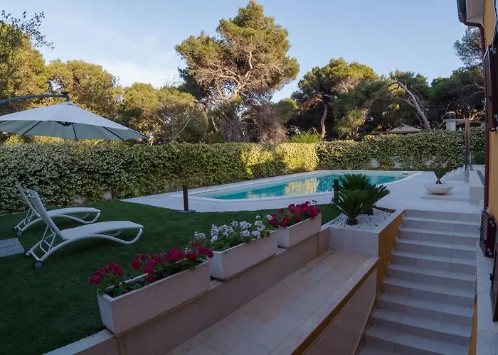 Villa Fenicottero - Exclusive Private With Pool Porto Pino